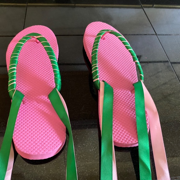 Flip Flops - Picture 6 of 15
